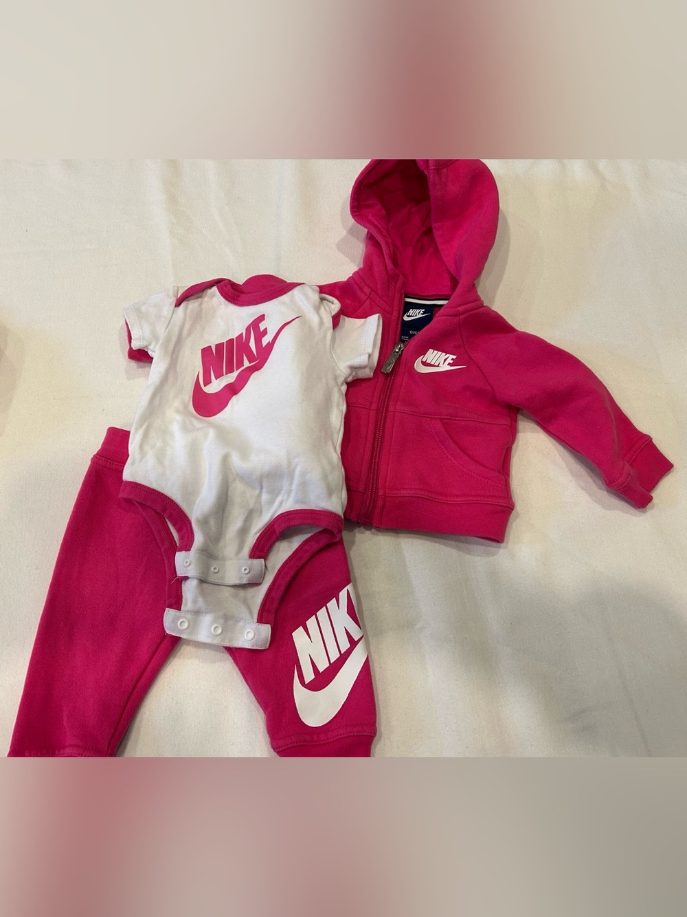 Baby girl nike 3pc set